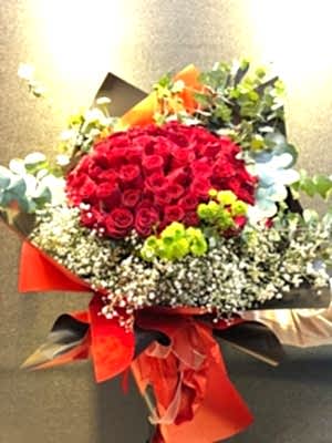 51 Adet Kırmızı Gül