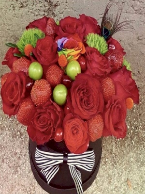 Kutuda Meyveli Aranjman